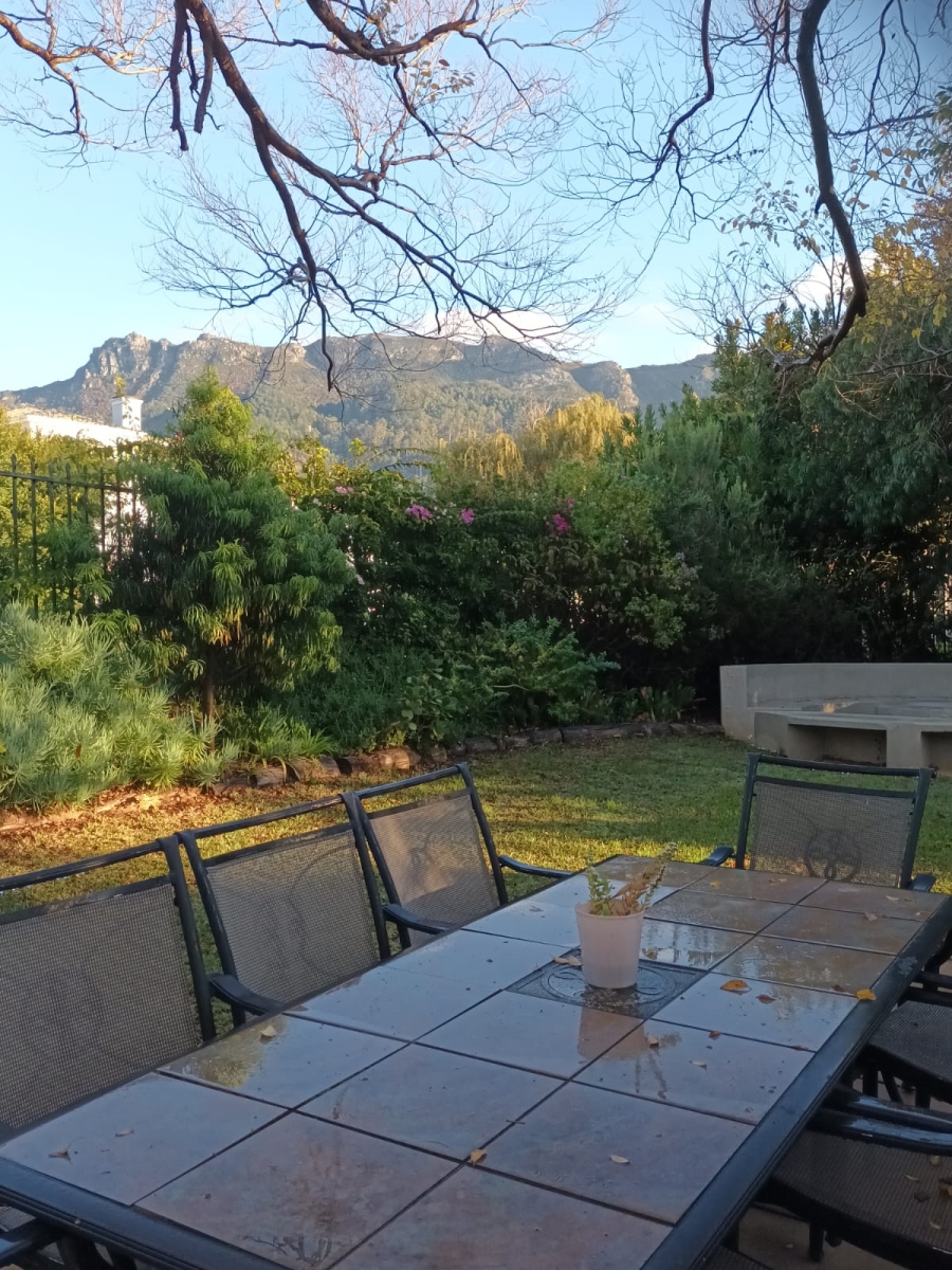1 Bedroom Property for Sale in Constantia Western Cape
